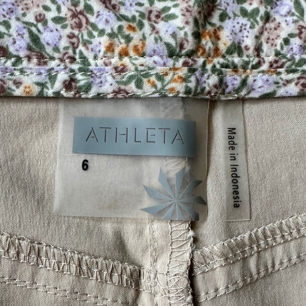 Athleta size 6 Ruffled Skirt with side pockets - Picture 5 of 8